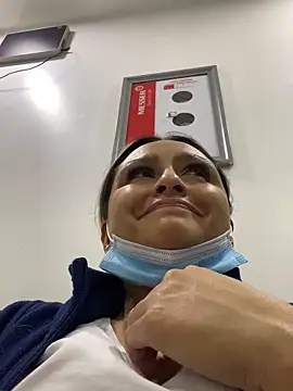 Keittly  online show from December 5, 2:55 am