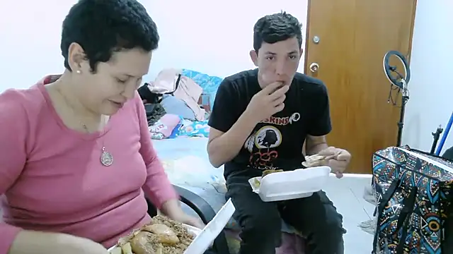 luxandracon23 online show from January 31, 7:11 pm