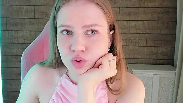 SelinSwarovski online show from April 16, 8:08 pm