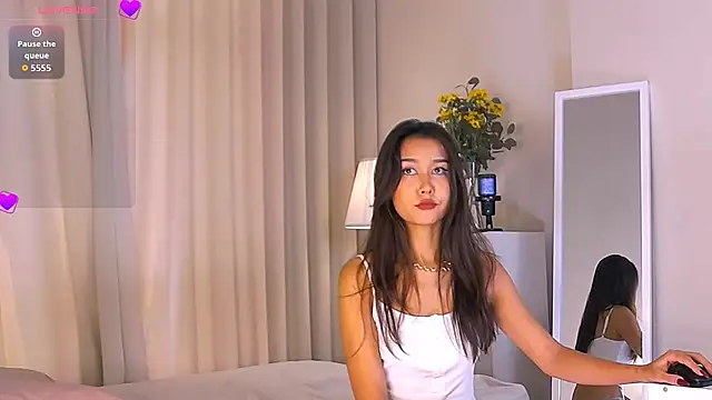 Snapshot of Melissa_Mone chatting on October 5, 3:11 am Melissa Mone online show from October 5, 3:11 am