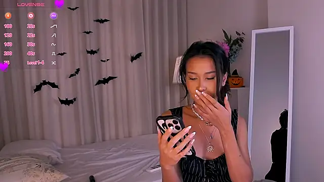 Melissa Mone online show from October 28, 5:24 am