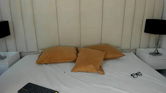 NataGarcia online show from April 16, 8:41 pm