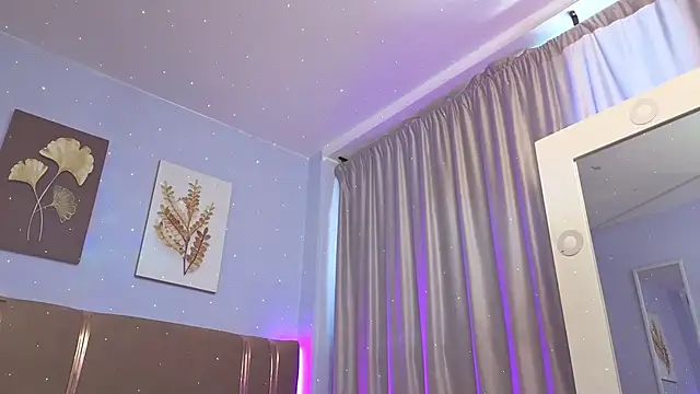 selena castillo online show from October 9, 1:37 pm