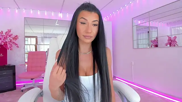 missdiamond  online show from April 28, 7:45 am