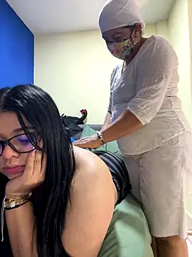 alissonfernandez  online show from October 12, 1:19 am