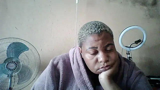 bustyboobs6 online show from February 16, 7:52 am