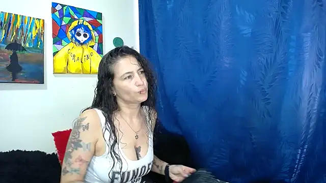 Snapshot of Leyla_Horny_Bg chatting on October 12, 10:23 pm Leyla Horny Bg online show from October 12, 10:23 pm