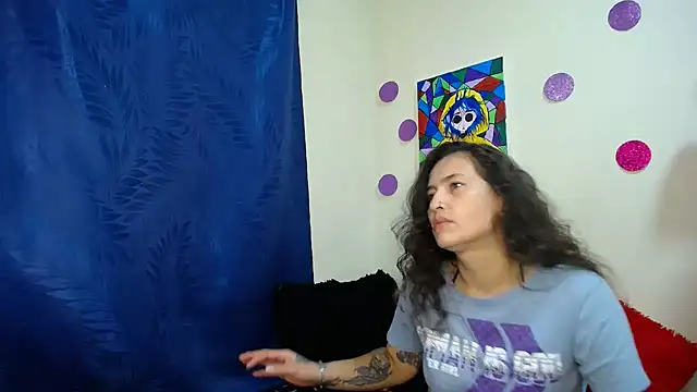 Snapshot of Leyla_Horny_Bg chatting on October 17, 12:47 am Leyla Horny Bg online show from October 17, 12:47 am