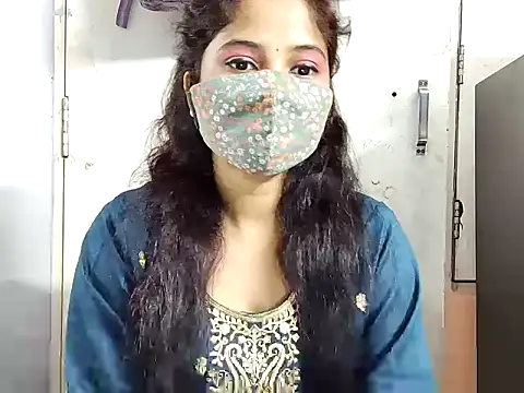 Snapshot of samosa73 chatting on October 18, 6:10 pm samosa73 online show from October 18, 6:10 pm