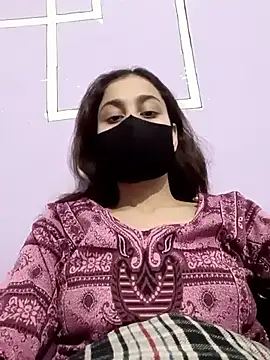 magicmoment00786 online show from November 15, 4:41 pm