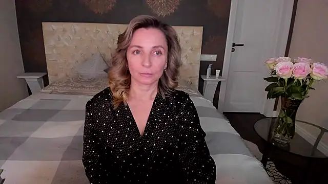 Snapshot of AllisonWilliams chatting on October 10, 4:56 pm AllisonWilliams online show from October 10, 4:56 pm