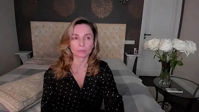 AllisonWilliams online show from February 10, 3:59 pm