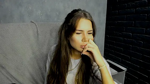 SuraMune online show from March 18, 6:24 pm