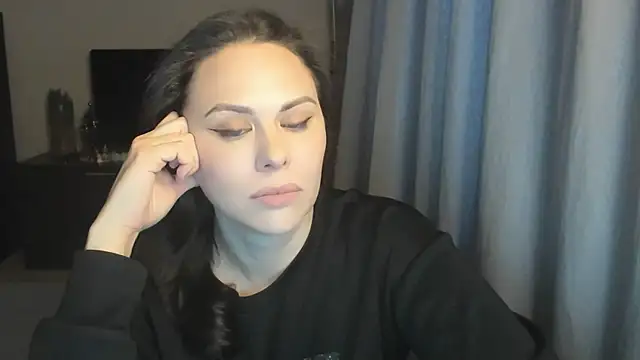 MollyCheiz online show from January 13, 1:15 pm