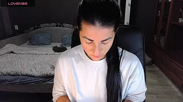 Aria Dl online show from December 1, 11:47 am