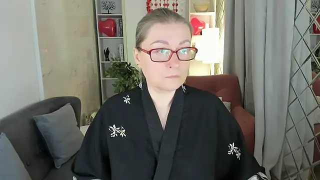 AlexandraKind online show from February 5, 1:36 pm