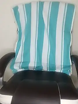 Sexy Radhikaa online show from March 4, 6:25 pm