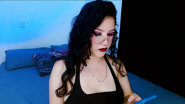 DollCam   online show from October 10, 1:43 am