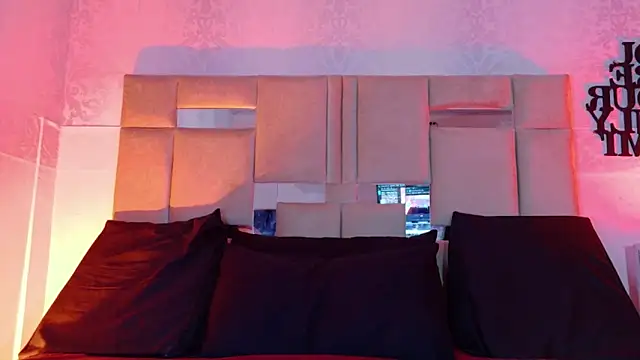 natacha  black  online show from October 31, 10:14 pm