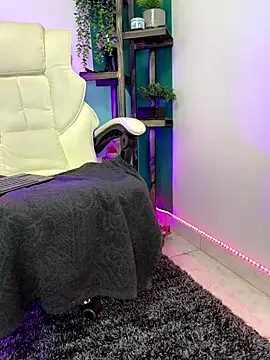 LollaByer online show from November 21, 11:51 pm