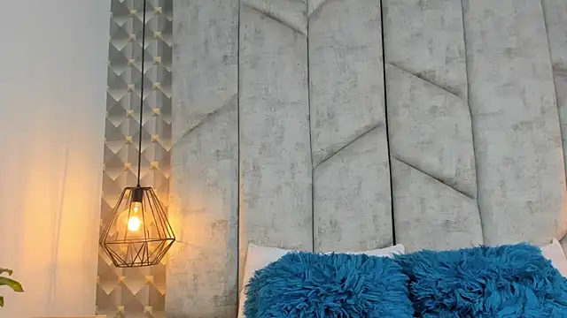 AshleyHill2 online show from February 26, 2:21 am