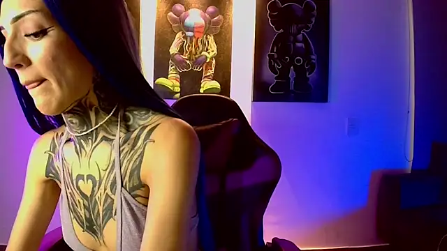 Ameliewitte mjs online show from April 26, 9:45 pm