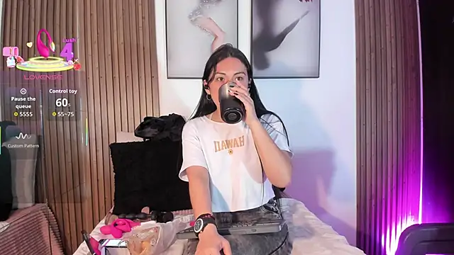 Ella Rousse online show from November 29, 2:10 pm