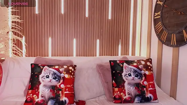 Aniie Doll online show from December 17, 8:46 pm