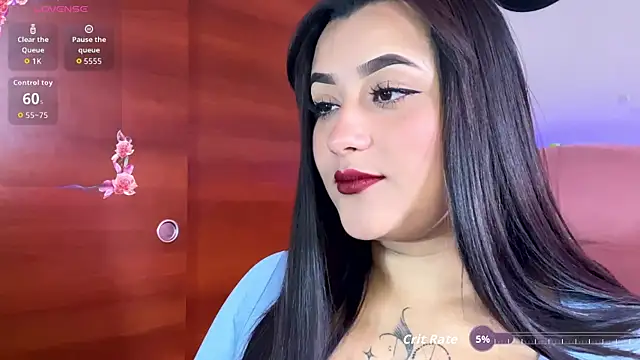 male couper online show from January 9, 8:57 pm