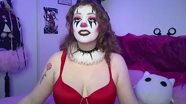 Snapshot of Twitchtheclownn chatting on October 1, 9:42 pm Twitchtheclownn online show from October 1, 9:42 pm