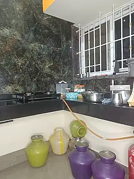 Tamil Shalini Lustyy online show from December 17, 11:42 pm