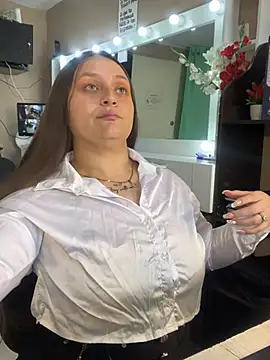 cherry coper online show from February 20, 1:56 pm