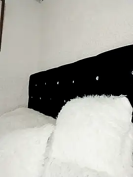 ElizabethWeil online show from November 5, 8:36 pm