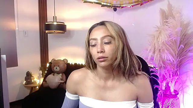 salome drasin online show from October 8, 5:45 am