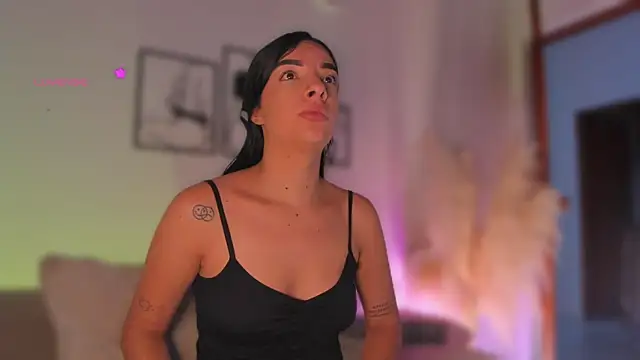 777AylinZ online show from April 20, 11:02 am