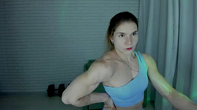 Lisa Ray online show from October 8, 11:20 pm