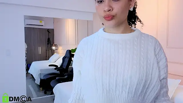 SHARONN     online show from September 29, 4:06 am