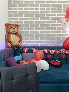 BeatriceReeves online show from February 13, 1:18 am