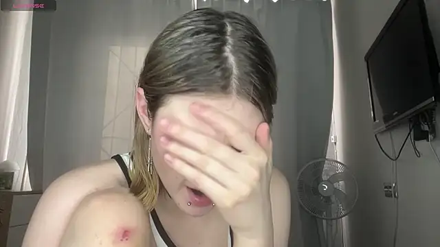 MoiraHavins online show from March 27, 6:04 am