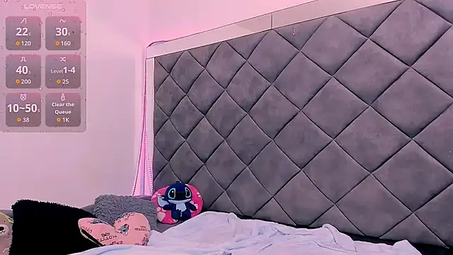 Nellyhills online show from November 29, 4:22 pm