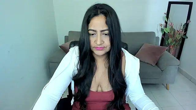 Adele Sweett online show from December 2, 11:01 am