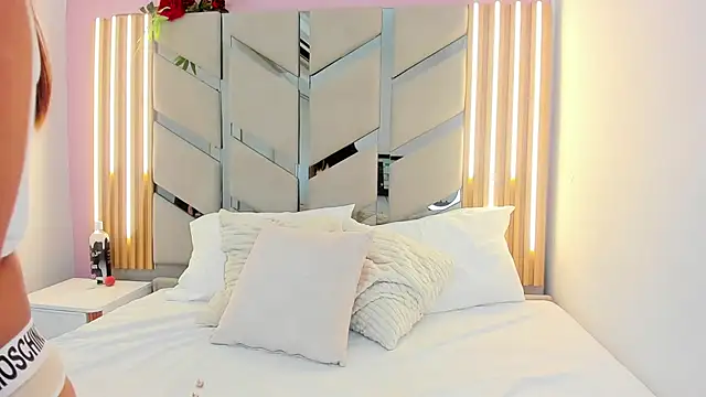 victoriamoon-01 online show from October 10, 8:14 pm