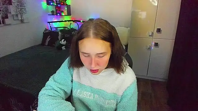 LinaTruly online show from February 27, 10:20 pm