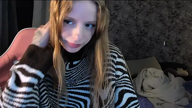 Snapshot of Inma_Lewdness chatting on October 22, 8:47 pm Inma Lewdness online show from October 22, 8:47 pm