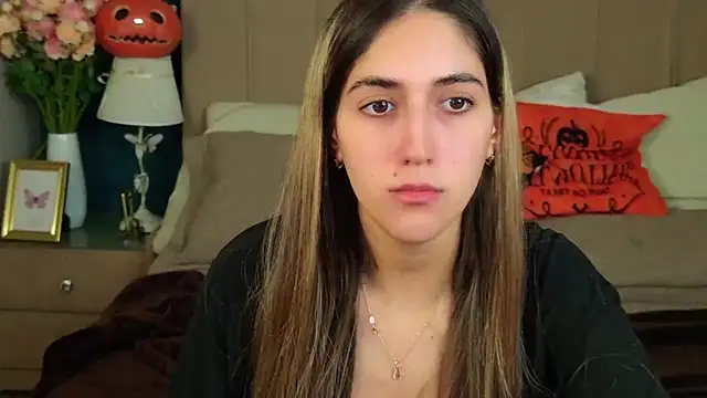 Teresa Stane online show from November 4, 5:34 am