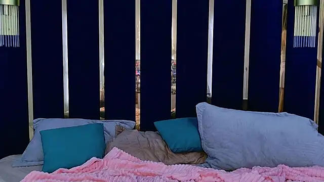 Teresa Stane online show from October 17, 12:08 pm