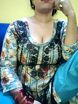 Snapshot of Haniya-143 chatting on September 20, 9:13 pm Haniya-143 online show from September 20, 9:13 pm