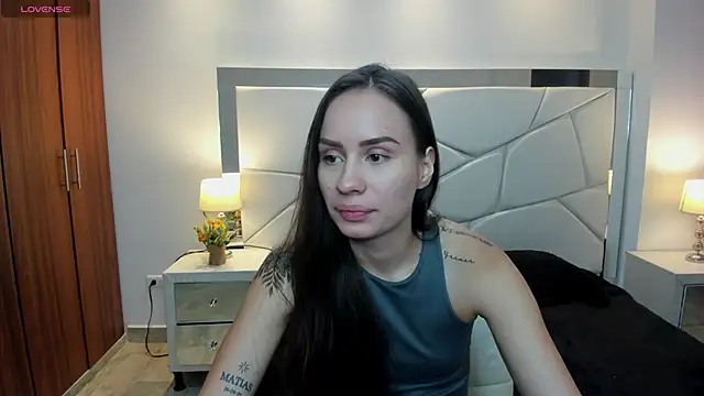 Snapshot of kiim_sweett chatting on October 19, 11:34 am kiim sweett online show from October 19, 11:34 am