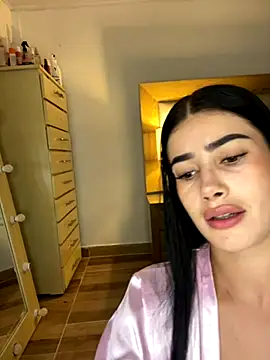 Sweet and caramel online show from November 8, 11:32 pm