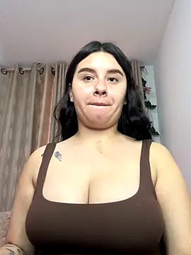 SaraBraun  online show from November 11, 7:44 pm